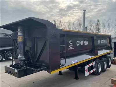 Tersine-monte edilmiş damperli yarı-römork